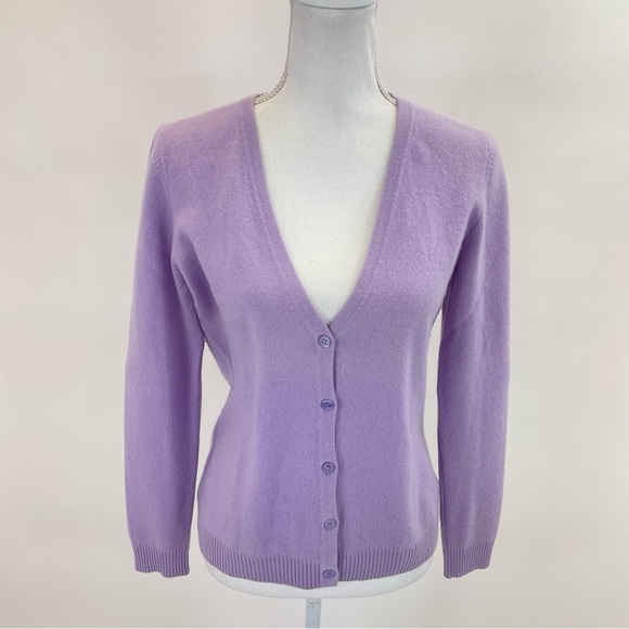 Bloomingdale's Sweaters - Bloomingdale’s Cashmere Sweater Medium Purple